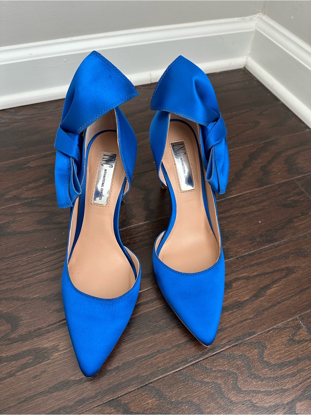 INC International Concepts Electric Blue Pointed-Toe Bow Pumps